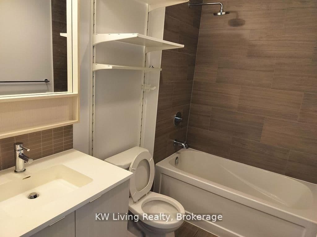 2560 Eglinton Avenue W, Unit 805 thumbnail 10