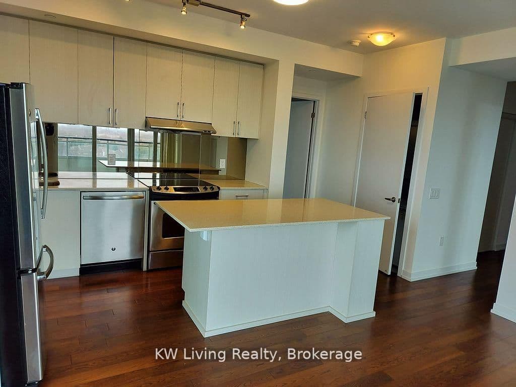 2560 Eglinton Avenue W, Unit 805 thumbnail 6