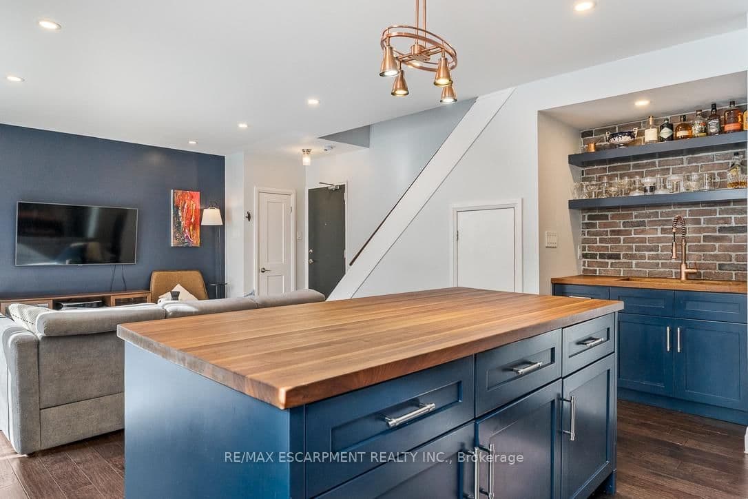 469 Claridge Road, Unit 5 thumbnail 10