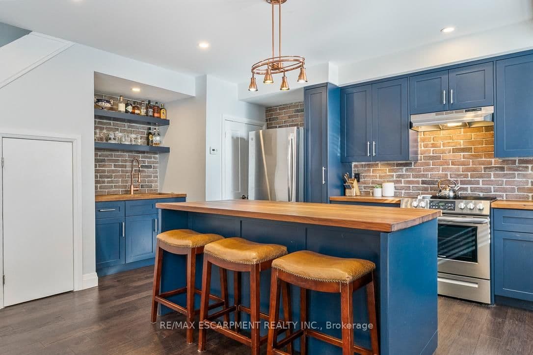 469 Claridge Road, Unit 5 thumbnail 7