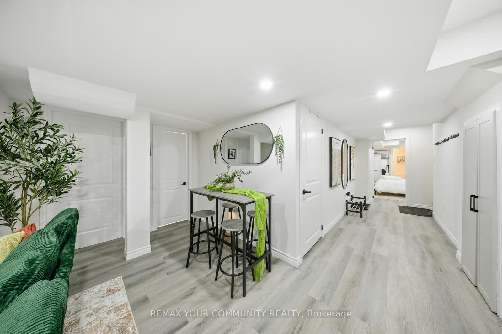 43 Tweedhill Avenue, Unit Basement thumbnail 16