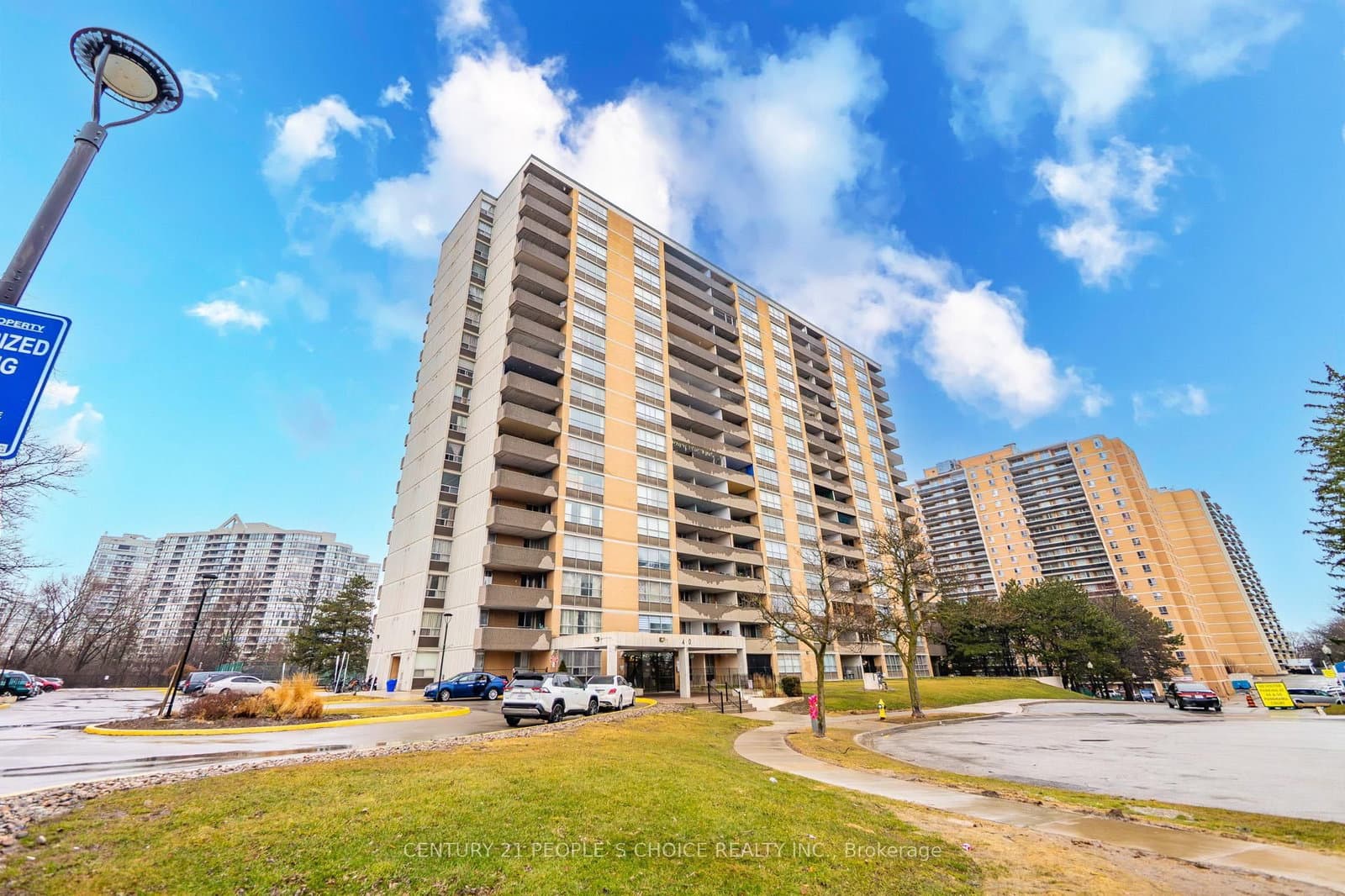 40 Panorama Court, Unit 910 thumbnail 3