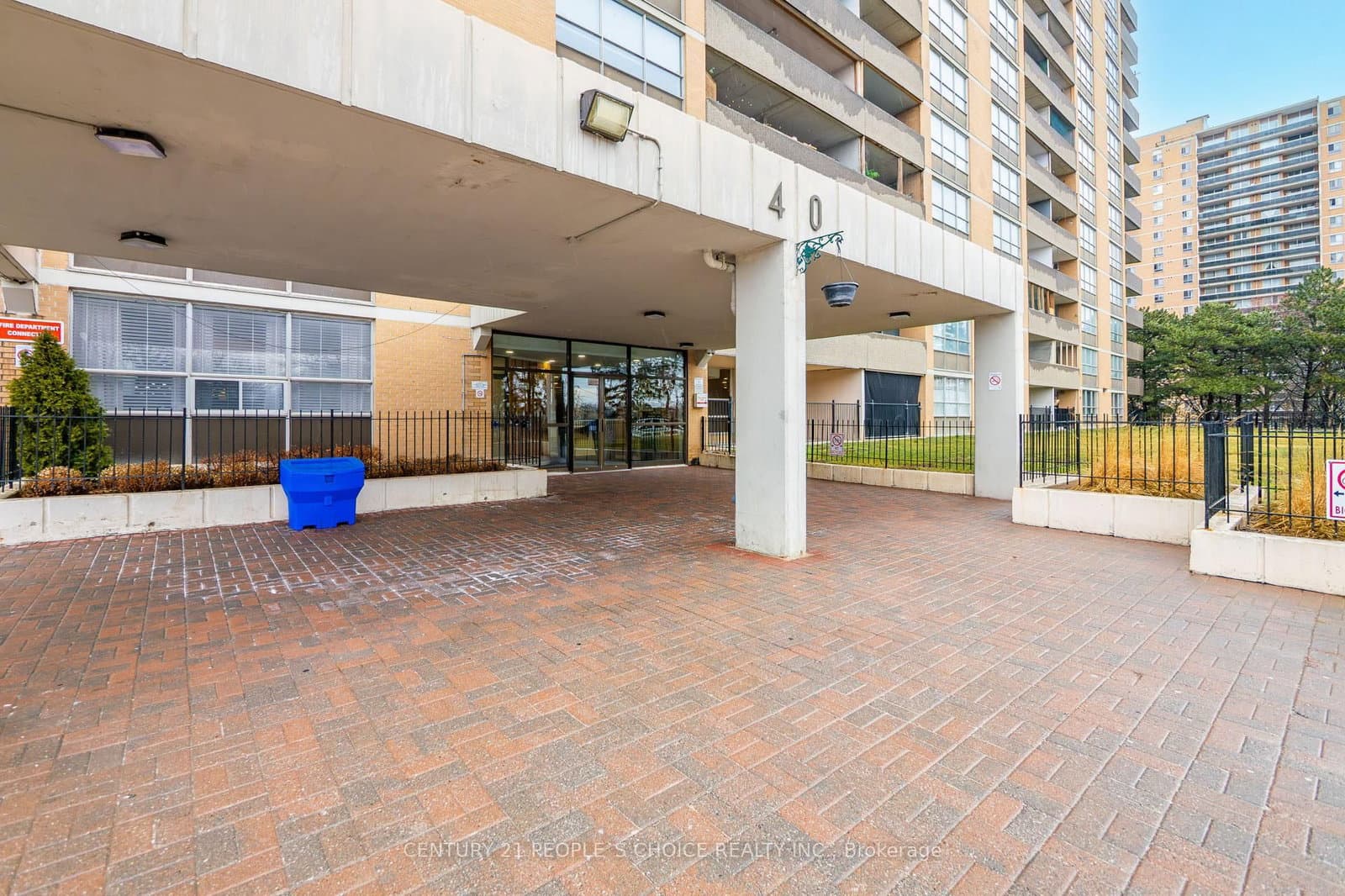 40 Panorama Court, Unit 910 thumbnail 5