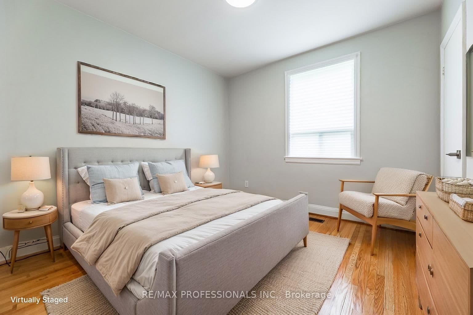 11 Stock Avenue thumbnail 18