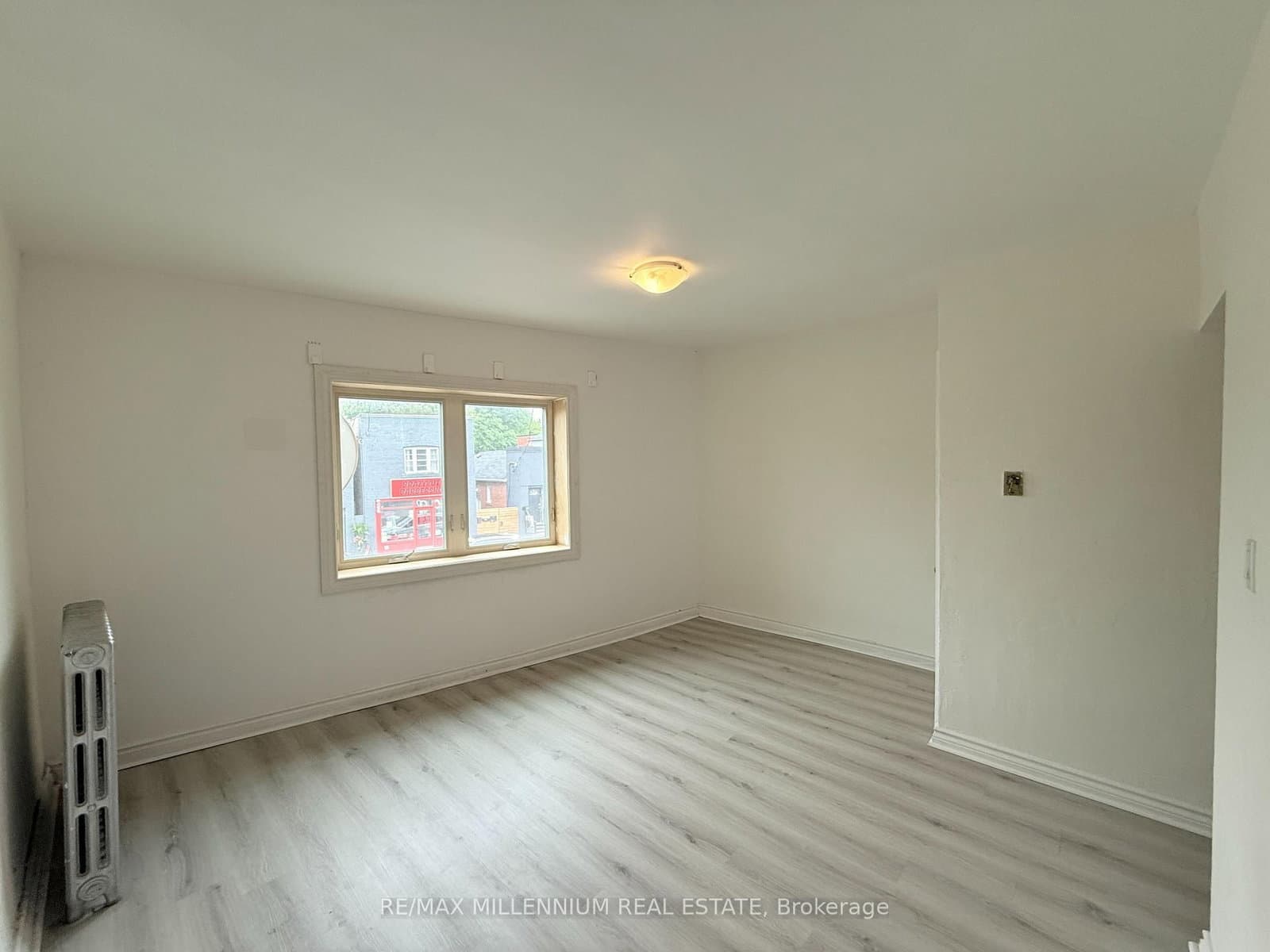 520 Rogers Road, Unit Upper Level thumbnail 3