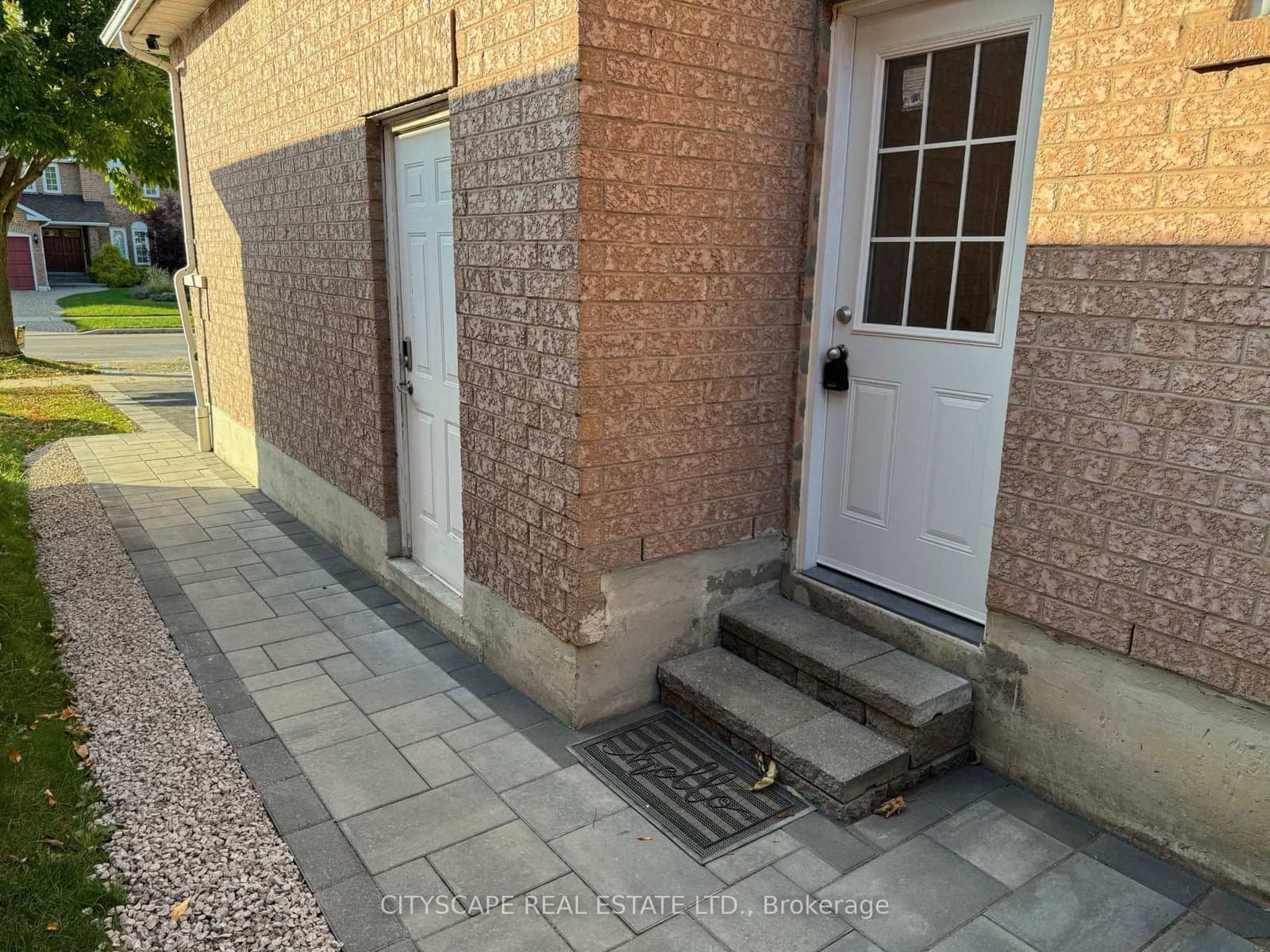 6421 Donway Drive, Unit 2B (Lower) thumbnail 2