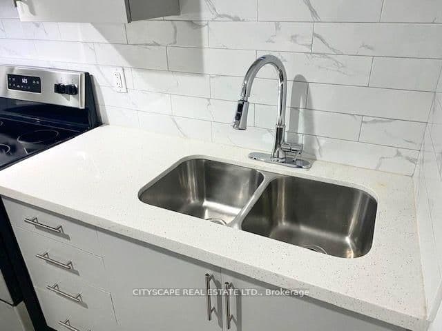6421 Donway Drive, Unit 2B (Lower) thumbnail 6