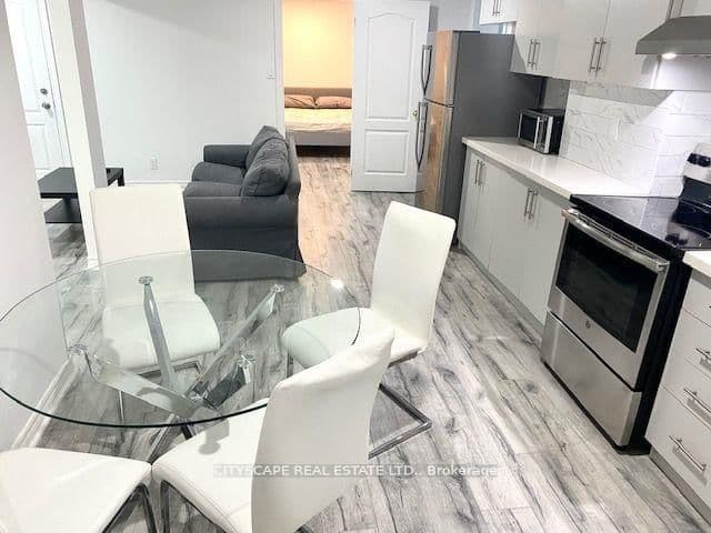 6421 Donway Drive, Unit 2B (Lower) thumbnail 7