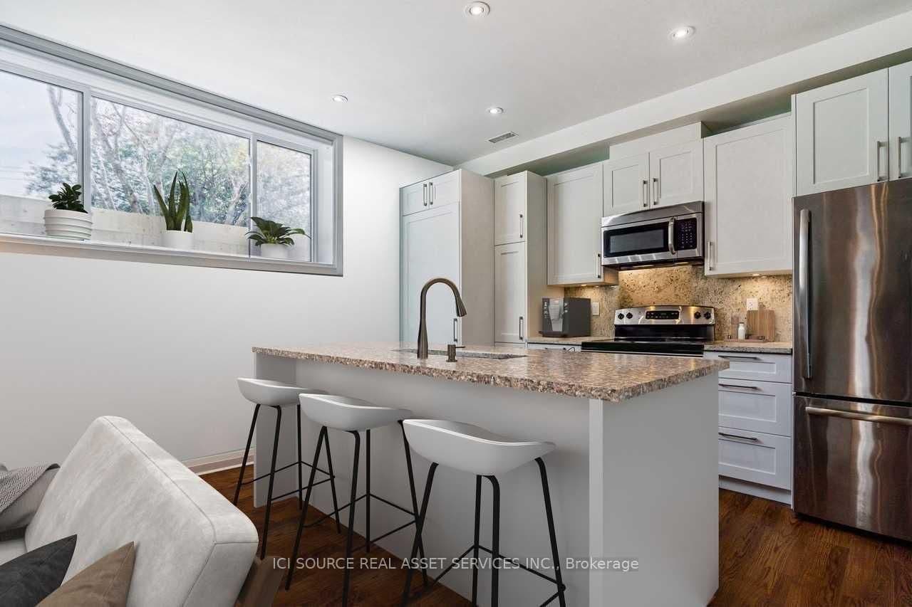 19 Ivy Lea Crescent thumbnail 4
