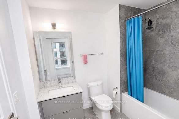 36 Elm Drive, Unit 1003 thumbnail 11