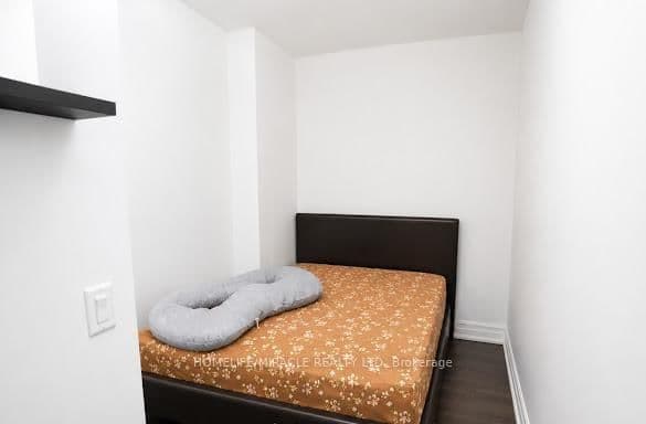 36 Elm Drive, Unit 1003 thumbnail 9