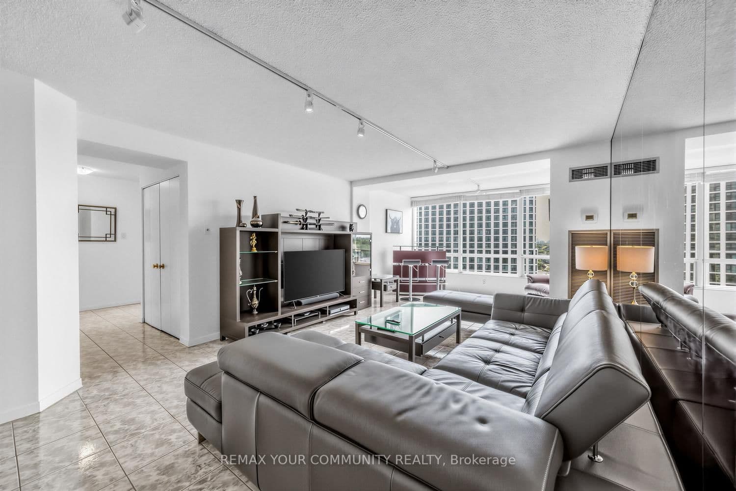 1300 Islington Avenue, Unit 1804 thumbnail 4