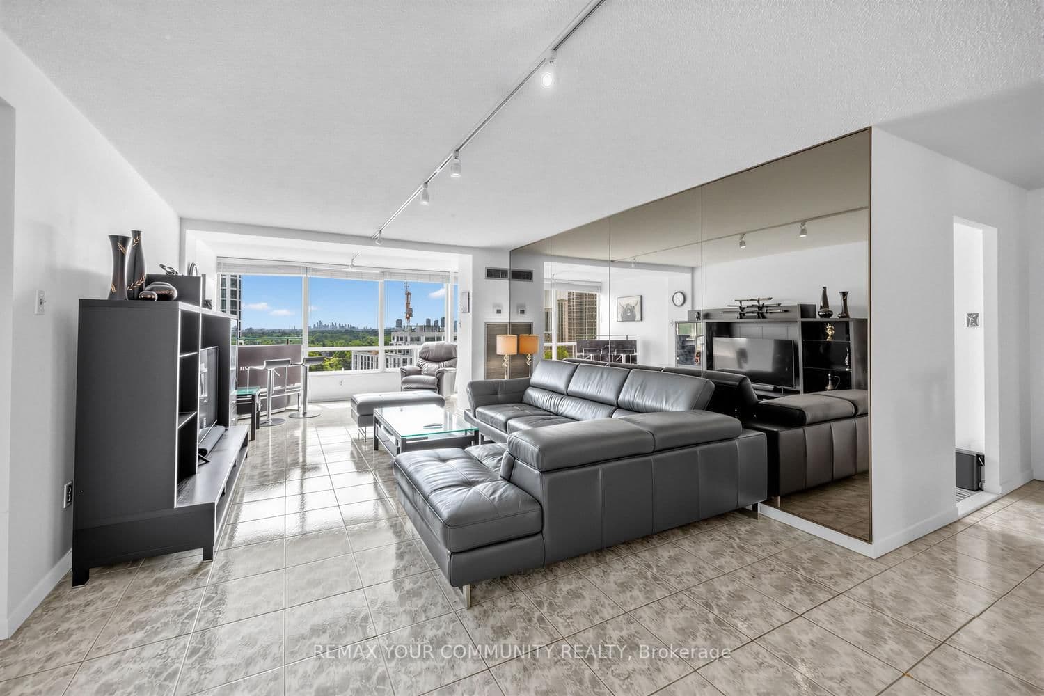 1300 Islington Avenue, Unit 1804 thumbnail 5