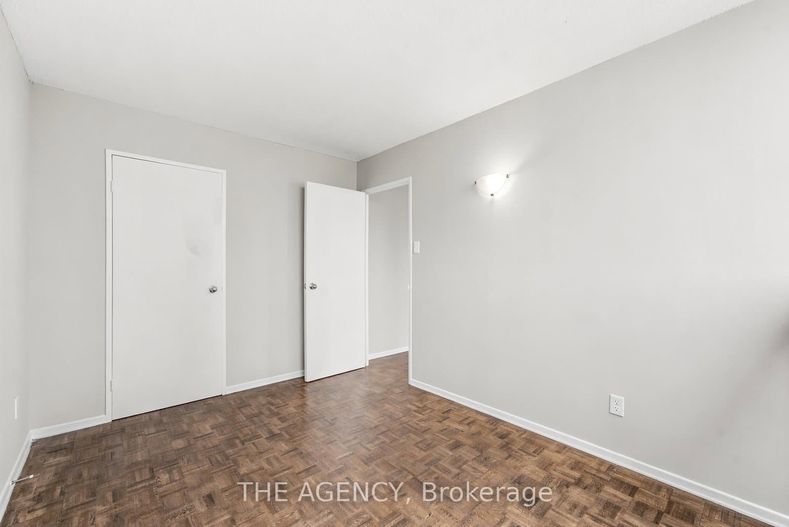 2360 Dundas Street W, Unit 1019B thumbnail 10