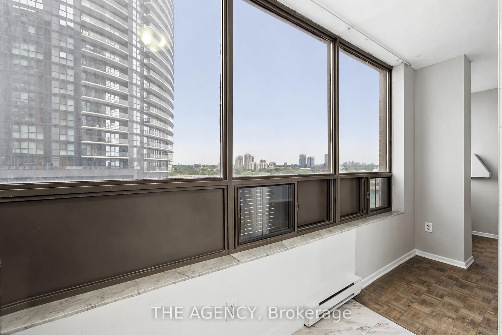 2360 Dundas Street W, Unit 1019B thumbnail 15