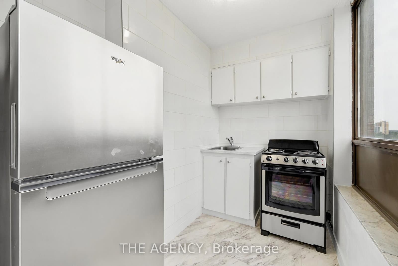 2360 Dundas Street W, Unit 1019B thumbnail 5