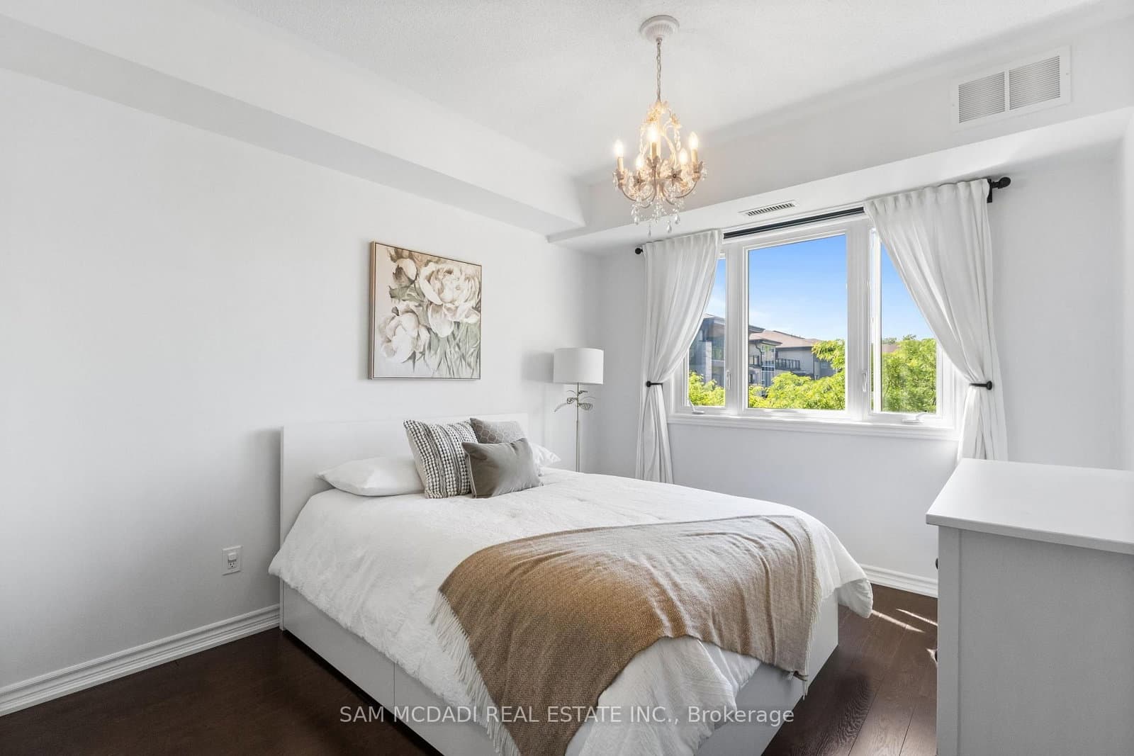 570 Lolita Gardens, Unit 332 thumbnail 15