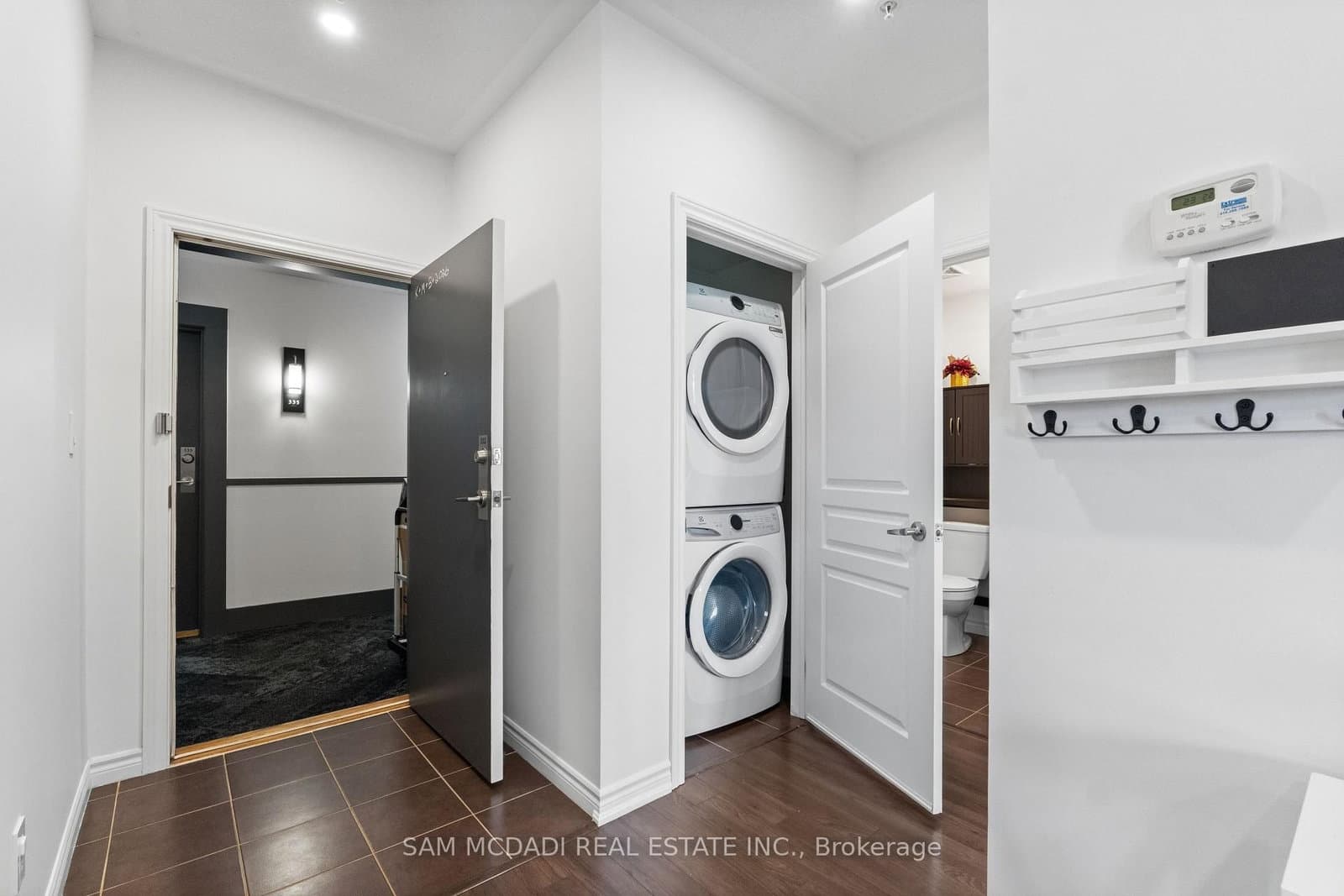 570 Lolita Gardens, Unit 332 thumbnail 16