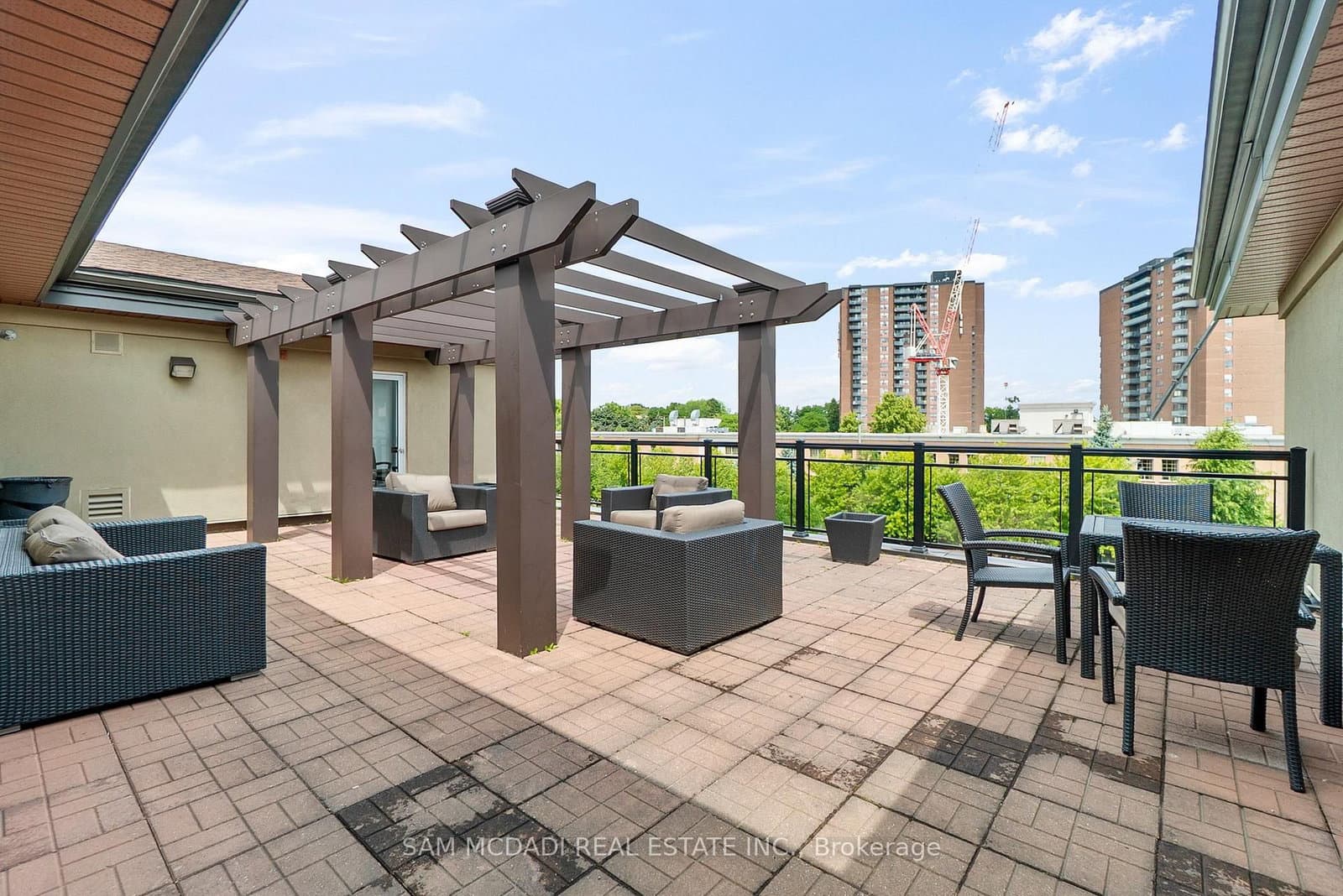 570 Lolita Gardens, Unit 332 thumbnail 20