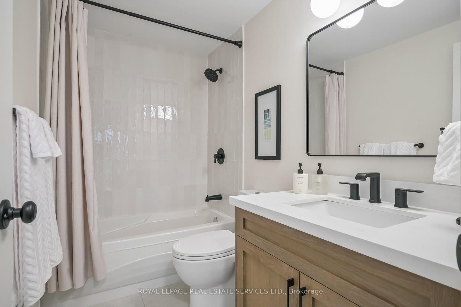 2222 Marine Drive, Unit 1 thumbnail 20