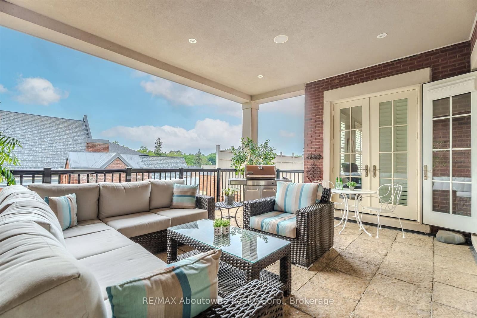 253 Church Street, Unit 402 thumbnail 25