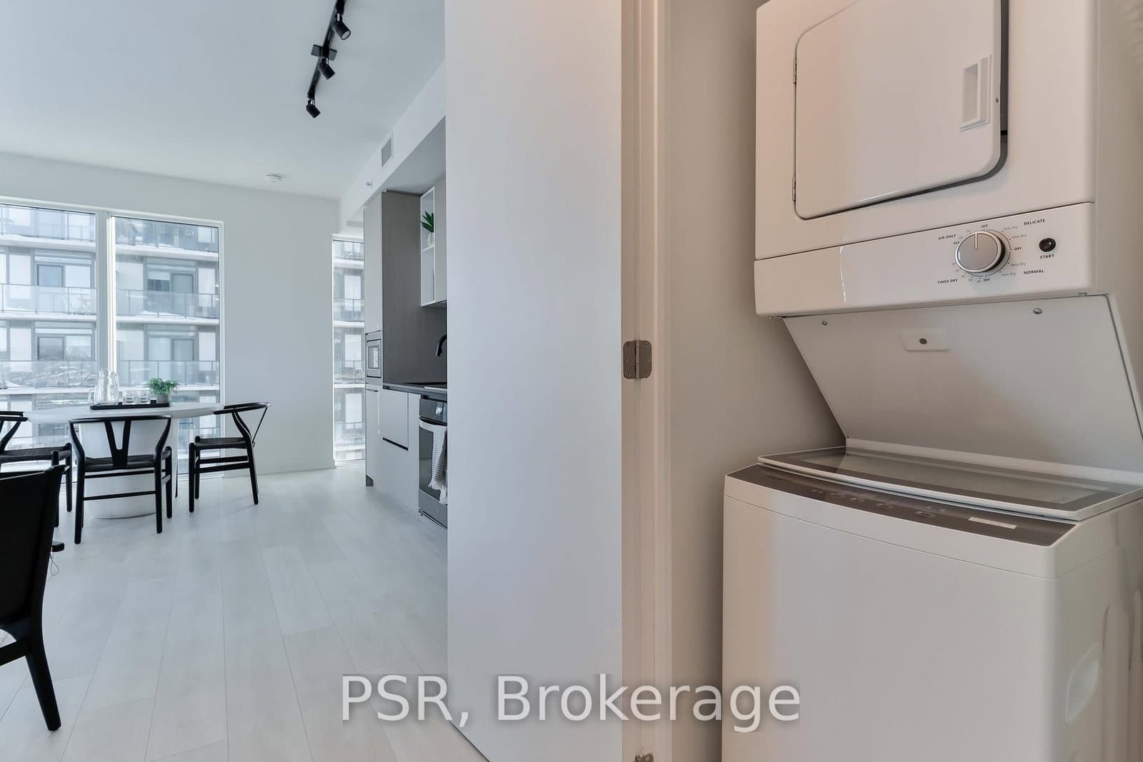 1285 Dupont Street, Unit 1510 thumbnail 37