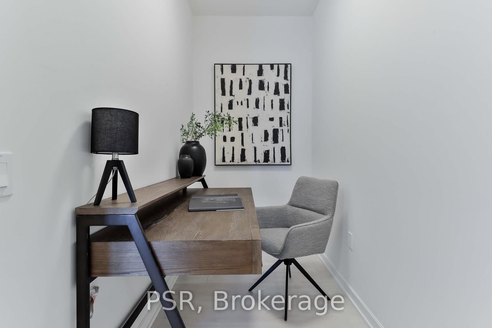 1285 Dupont Street, Unit 1510 thumbnail 5
