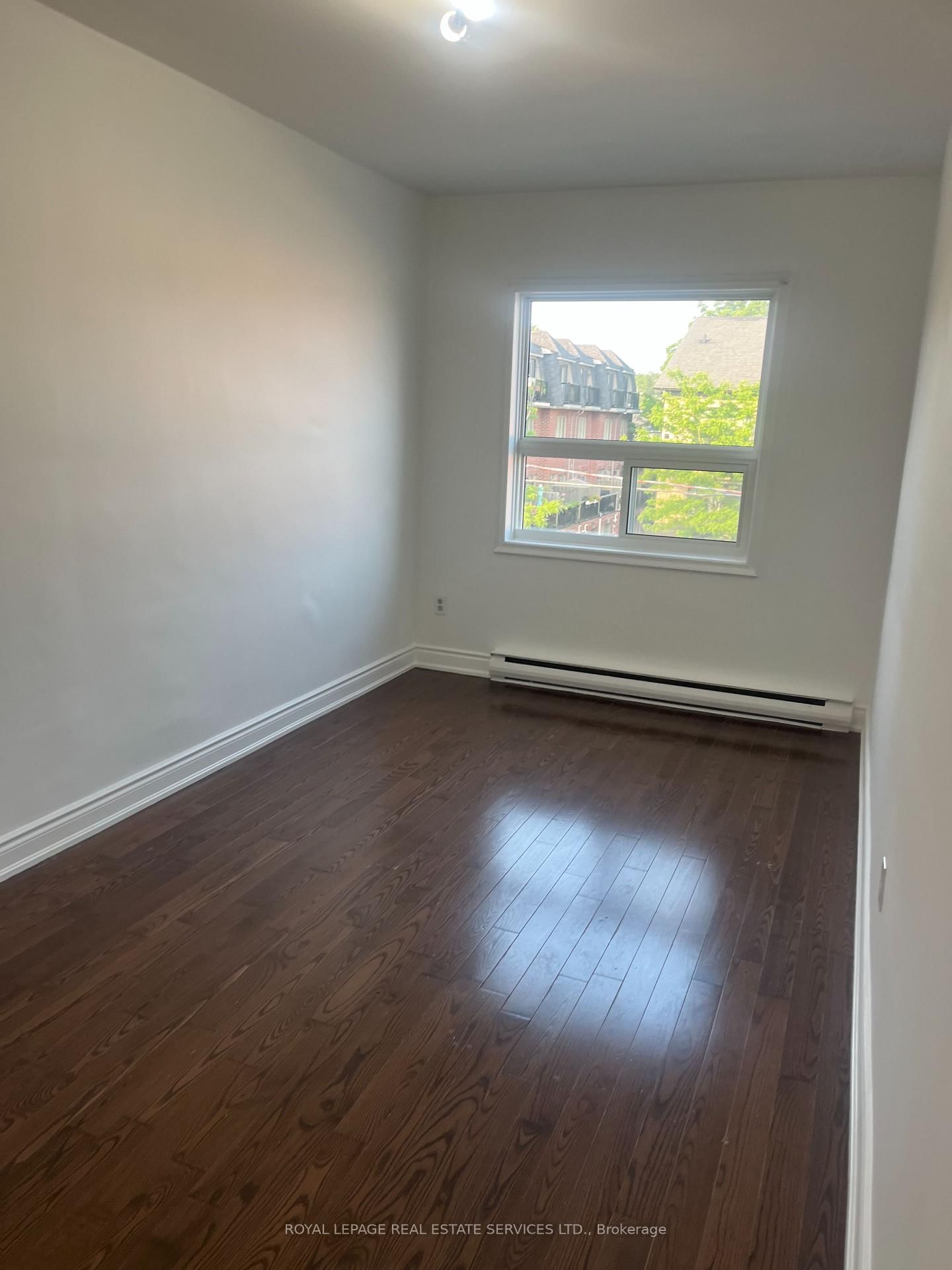604-606 Marlee Avenue thumbnail 6