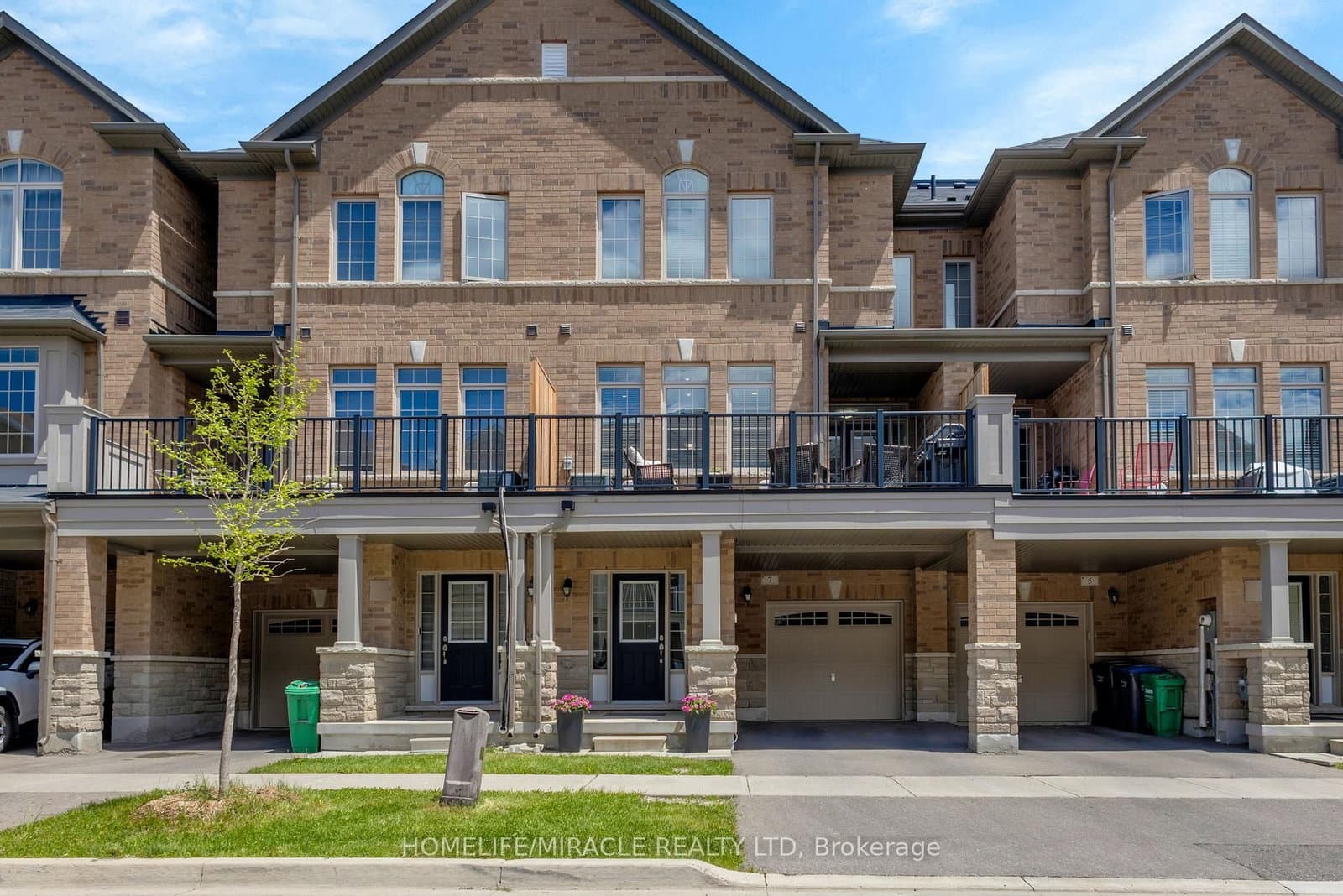 7 Haymarket Drive - Image 1