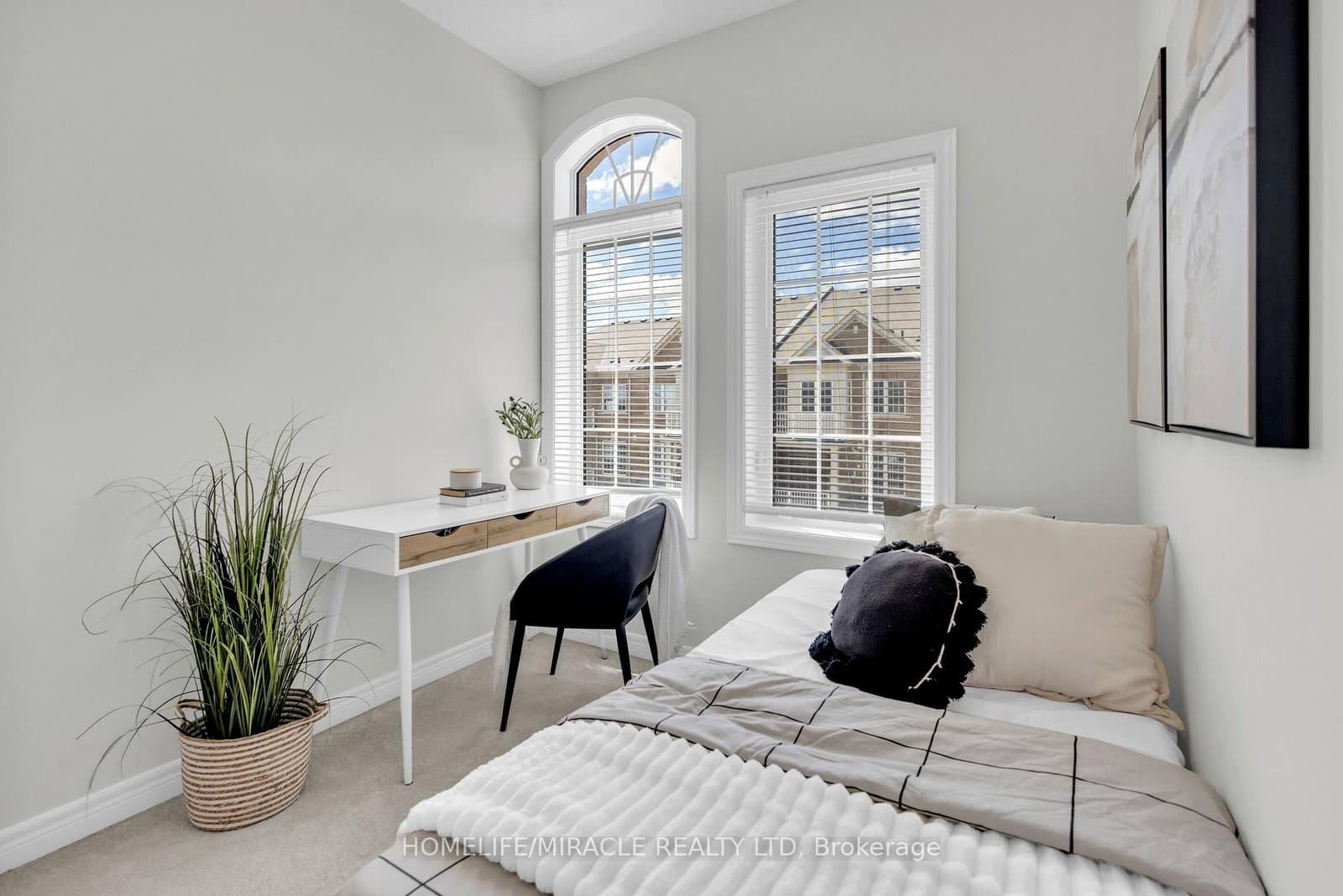 7 Haymarket Drive thumbnail 21