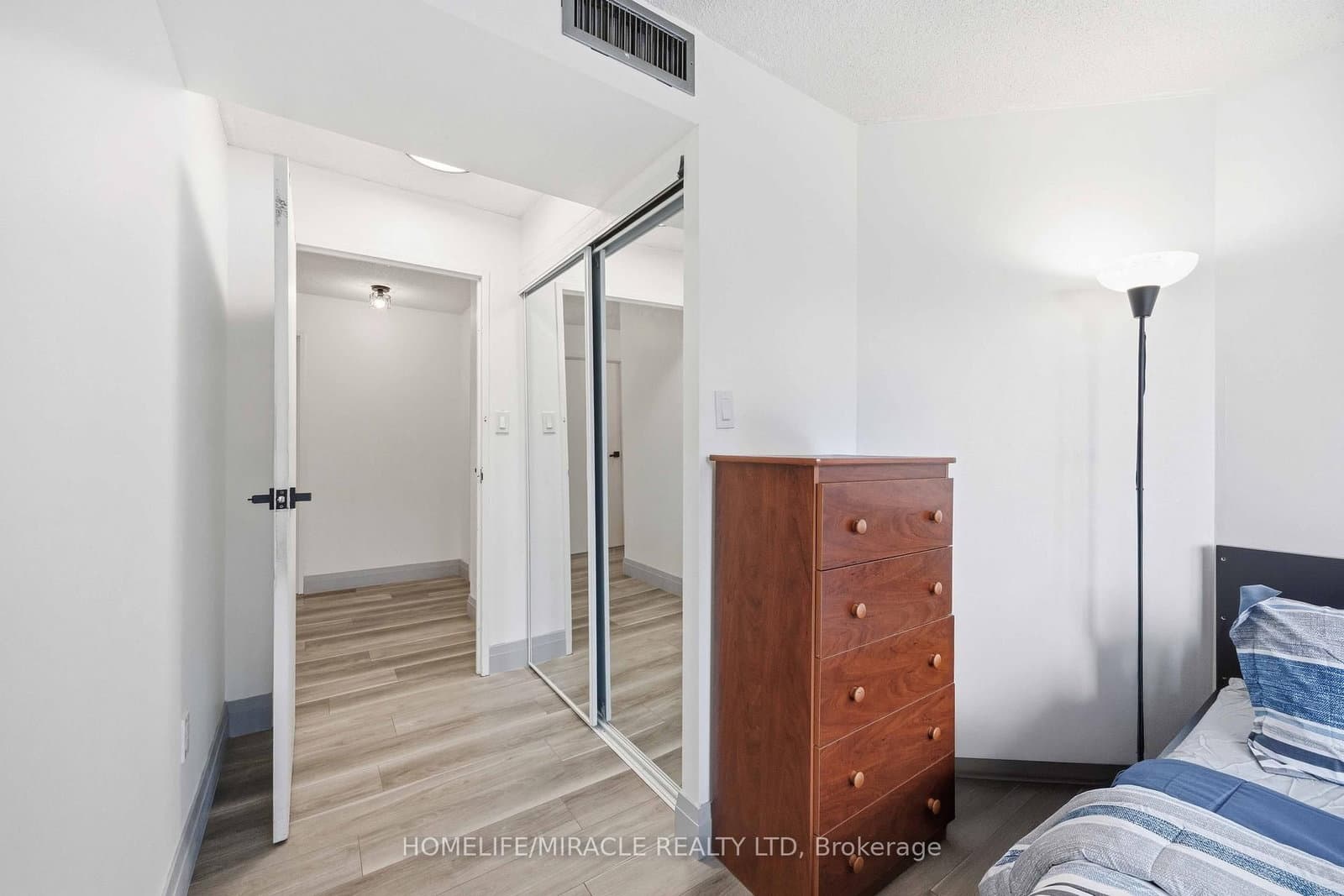 5 Rowntree Road, Unit 405 thumbnail 31