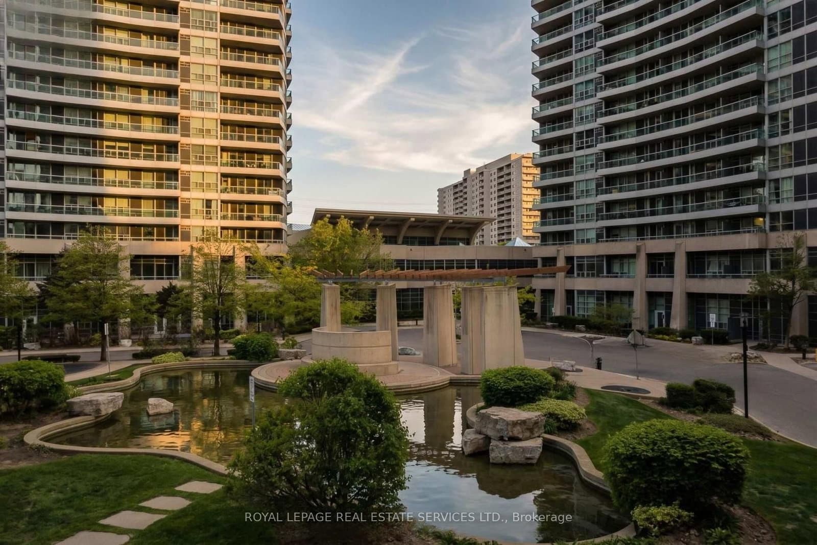 1 Elm Drive W, Unit 2505 thumbnail 5