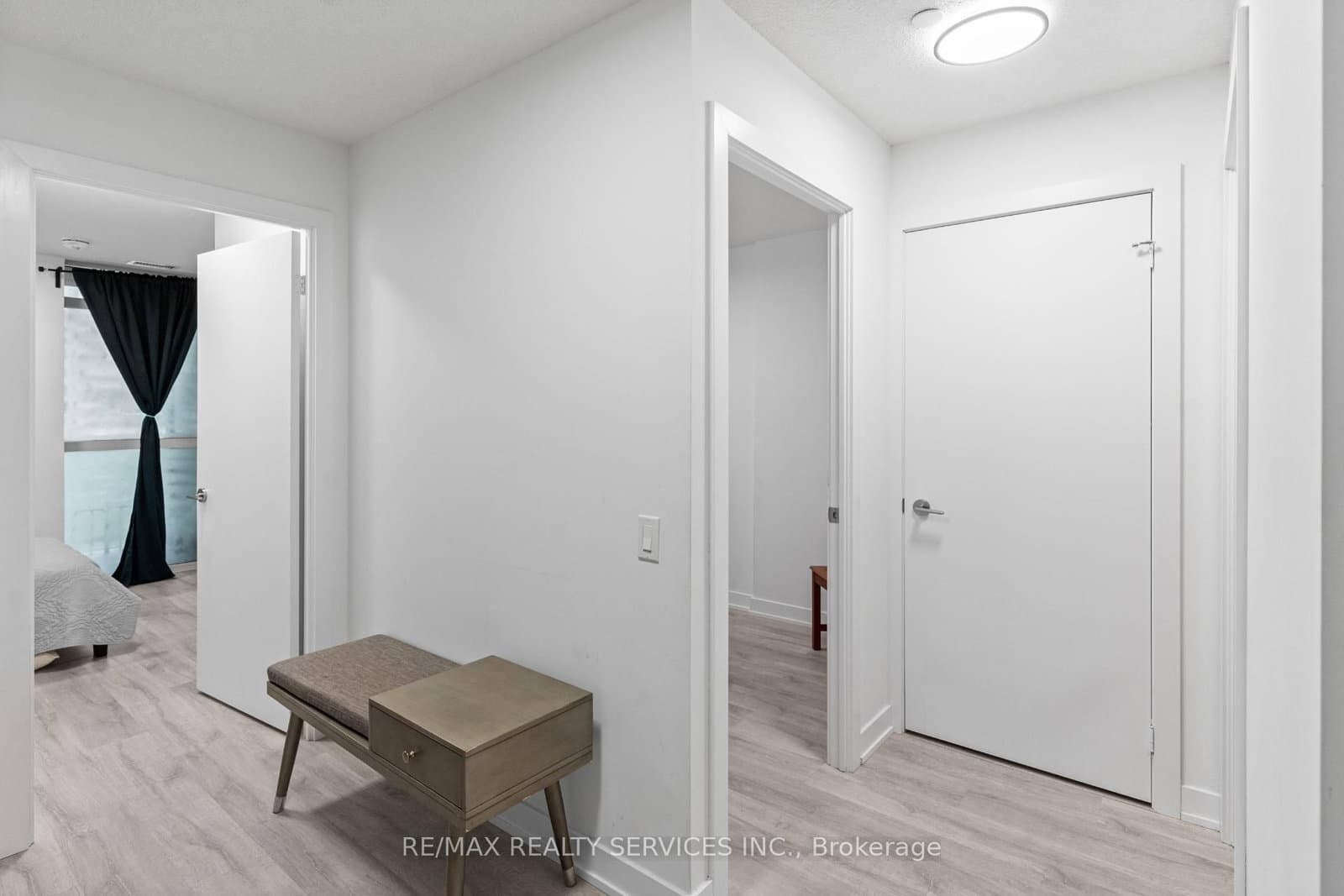 251 Manitoba Street, Unit 115 thumbnail 14