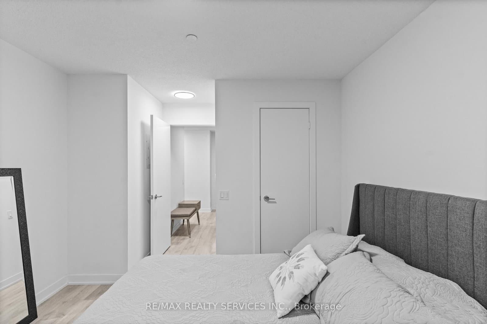 251 Manitoba Street, Unit 115 thumbnail 21