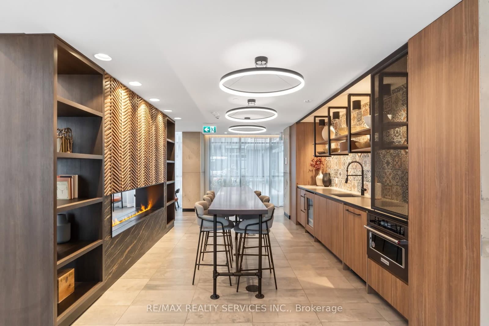251 Manitoba Street, Unit 115 thumbnail 29