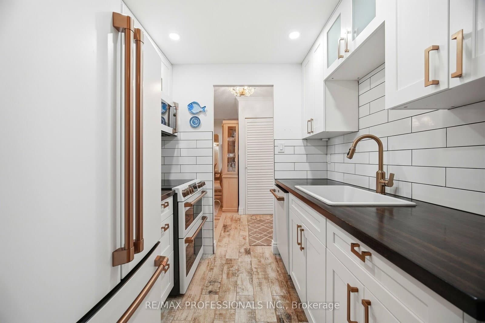 299 Mill Road, Unit 705 thumbnail 18