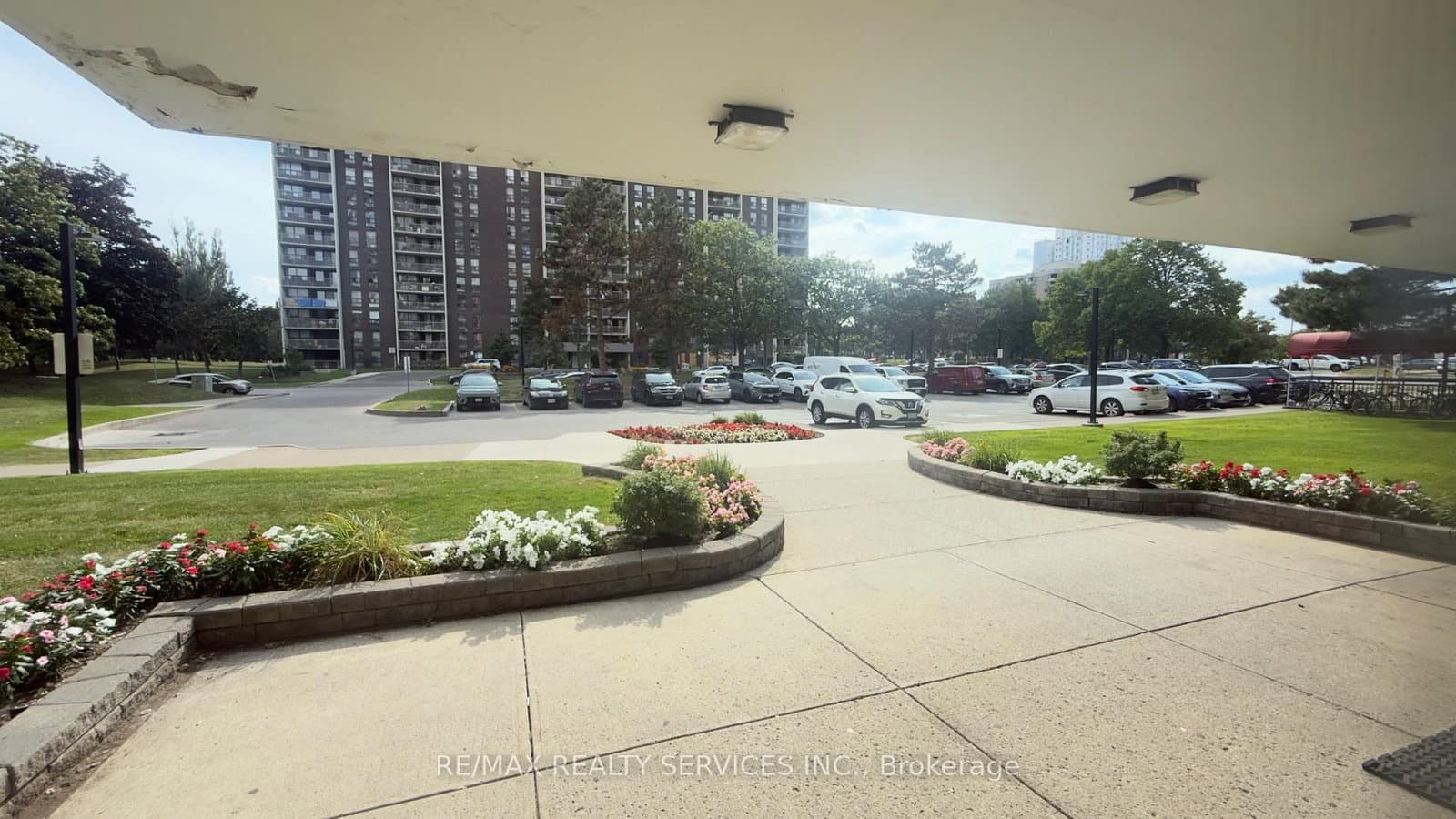 4 Kings Cross Road, Unit 1807 thumbnail 5