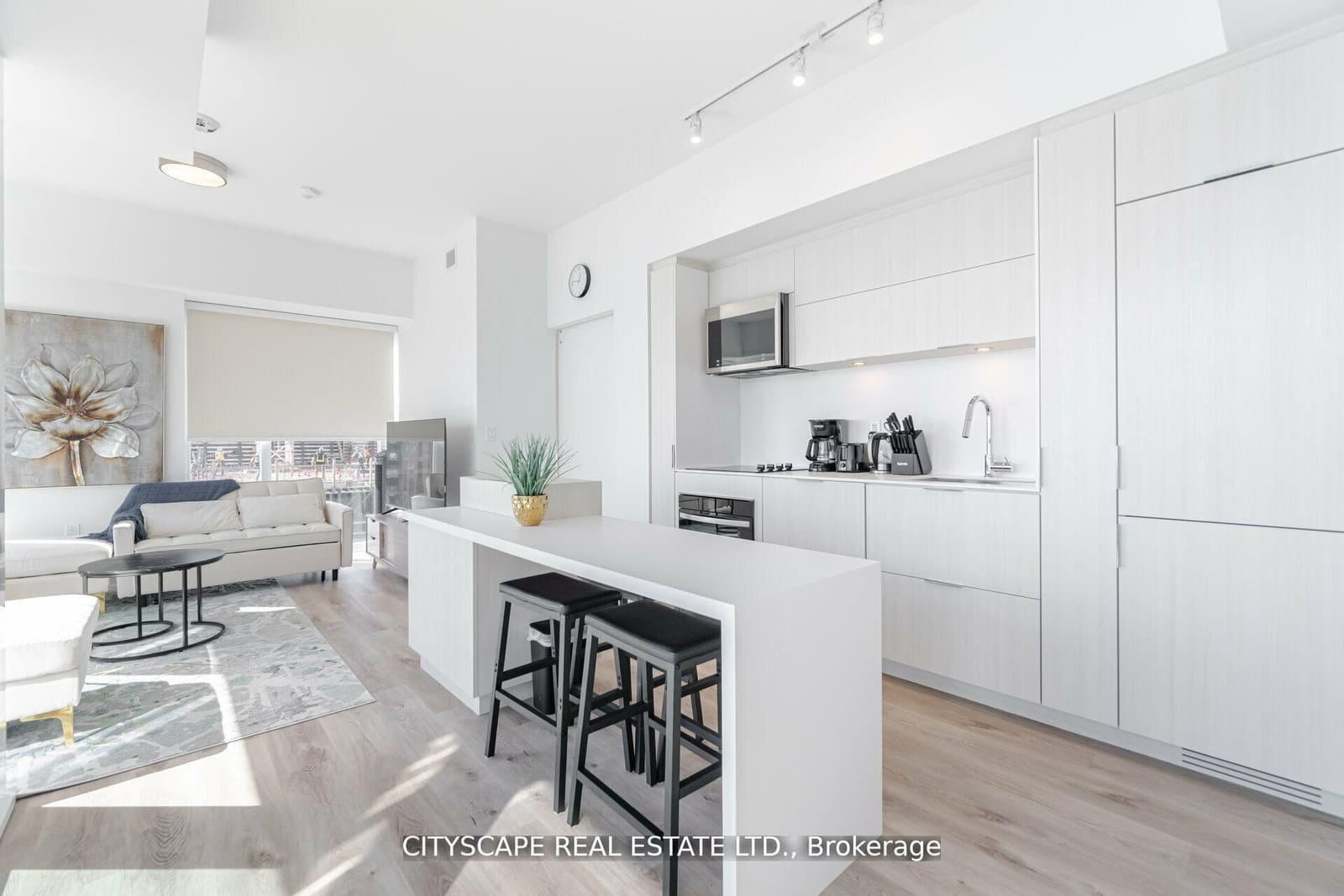 370 Martha Street S, Unit 1907 thumbnail 11
