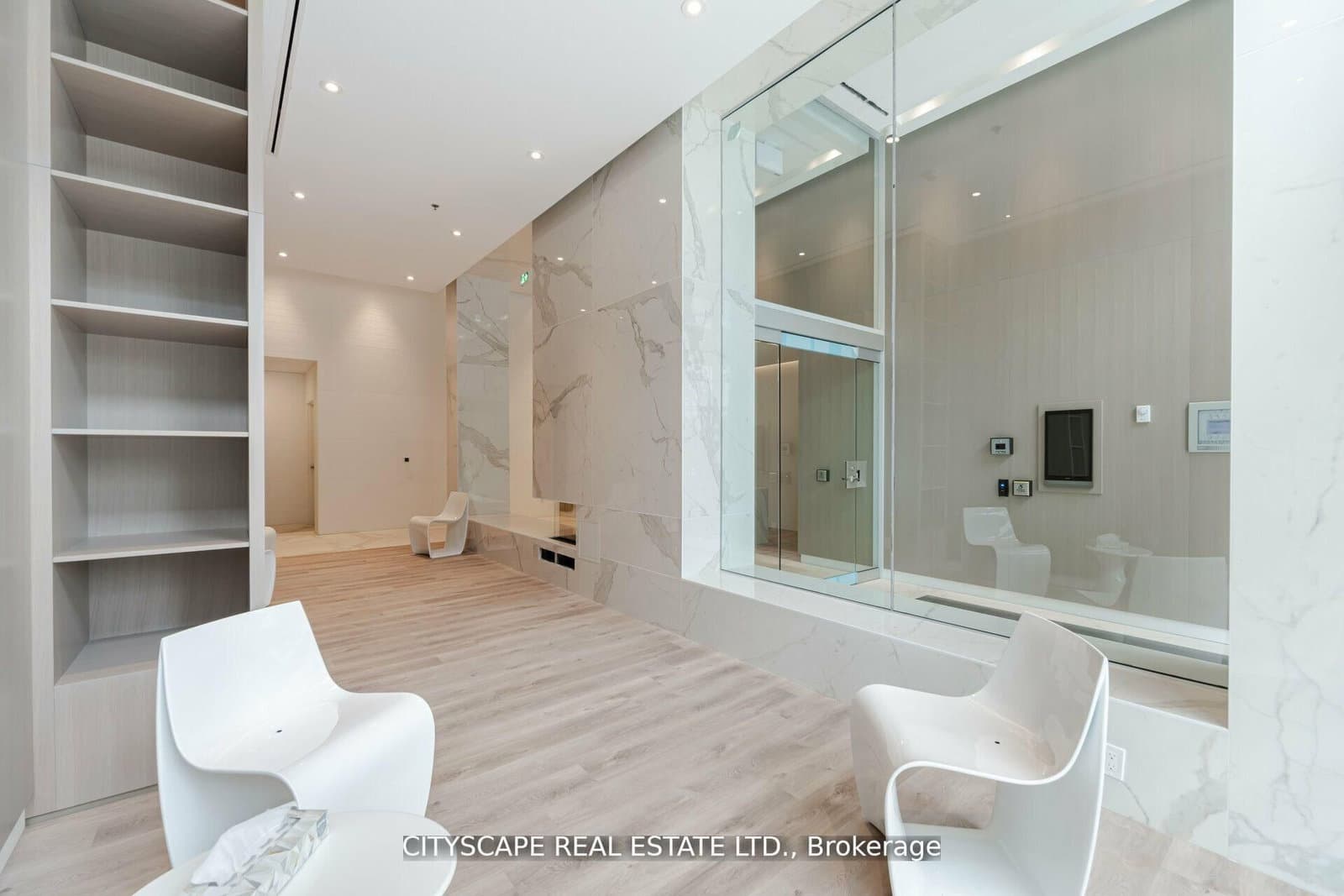 370 Martha Street S, Unit 1907 thumbnail 3