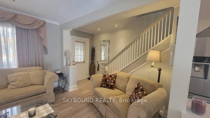 387 Hopewell Avenue thumbnail 4