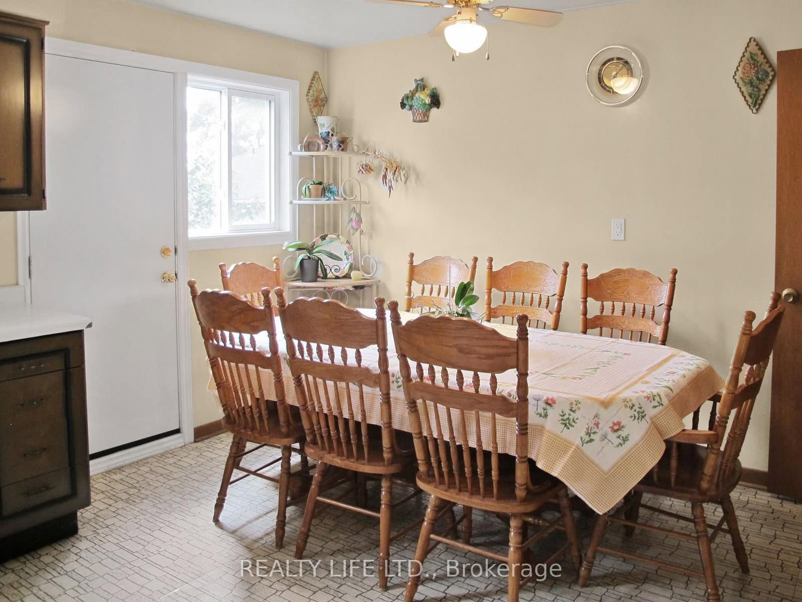 61 Cameron Avenue thumbnail 13