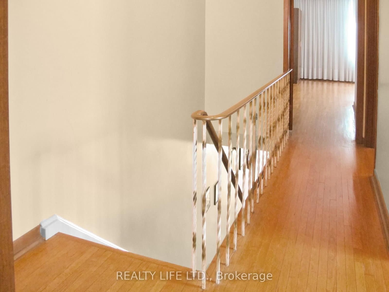 61 Cameron Avenue thumbnail 21