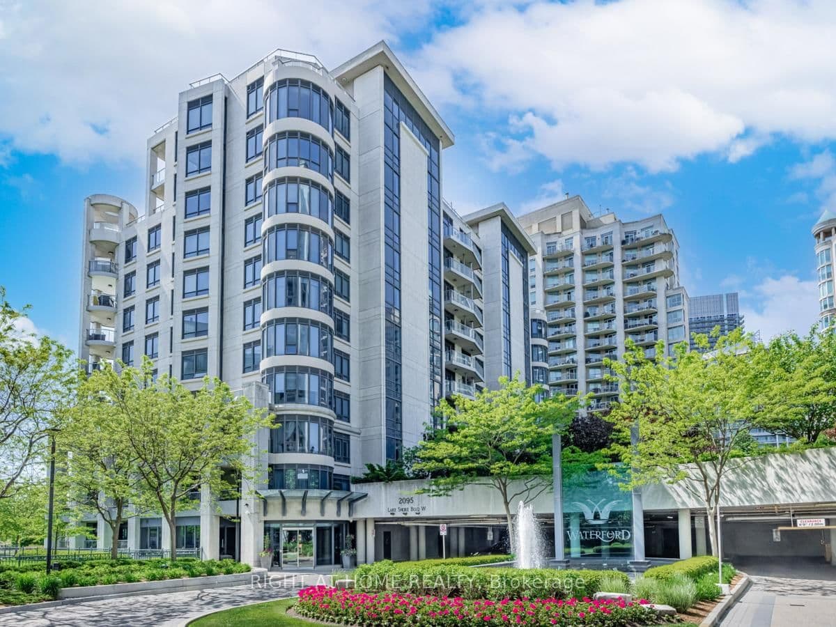 2095 Lake Shore Boulevard W, Unit LPH19 - Image 1