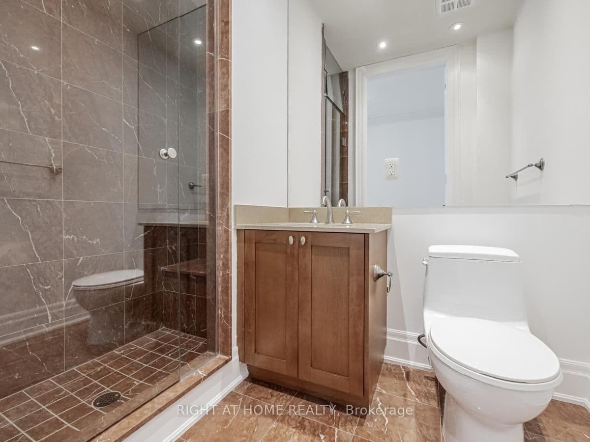 2095 Lake Shore Boulevard W, Unit LPH19 thumbnail 29