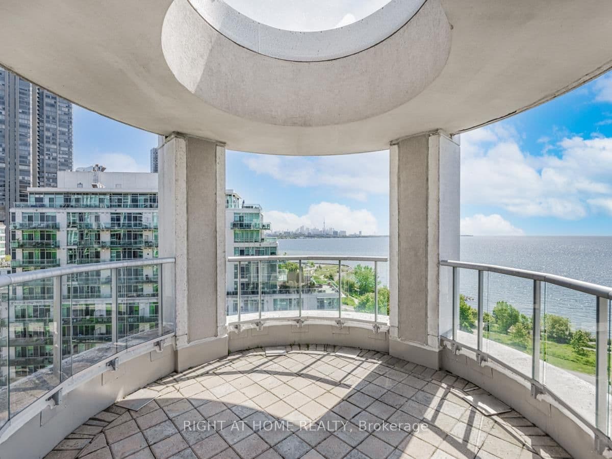 2095 Lake Shore Boulevard W, Unit LPH19 thumbnail 34
