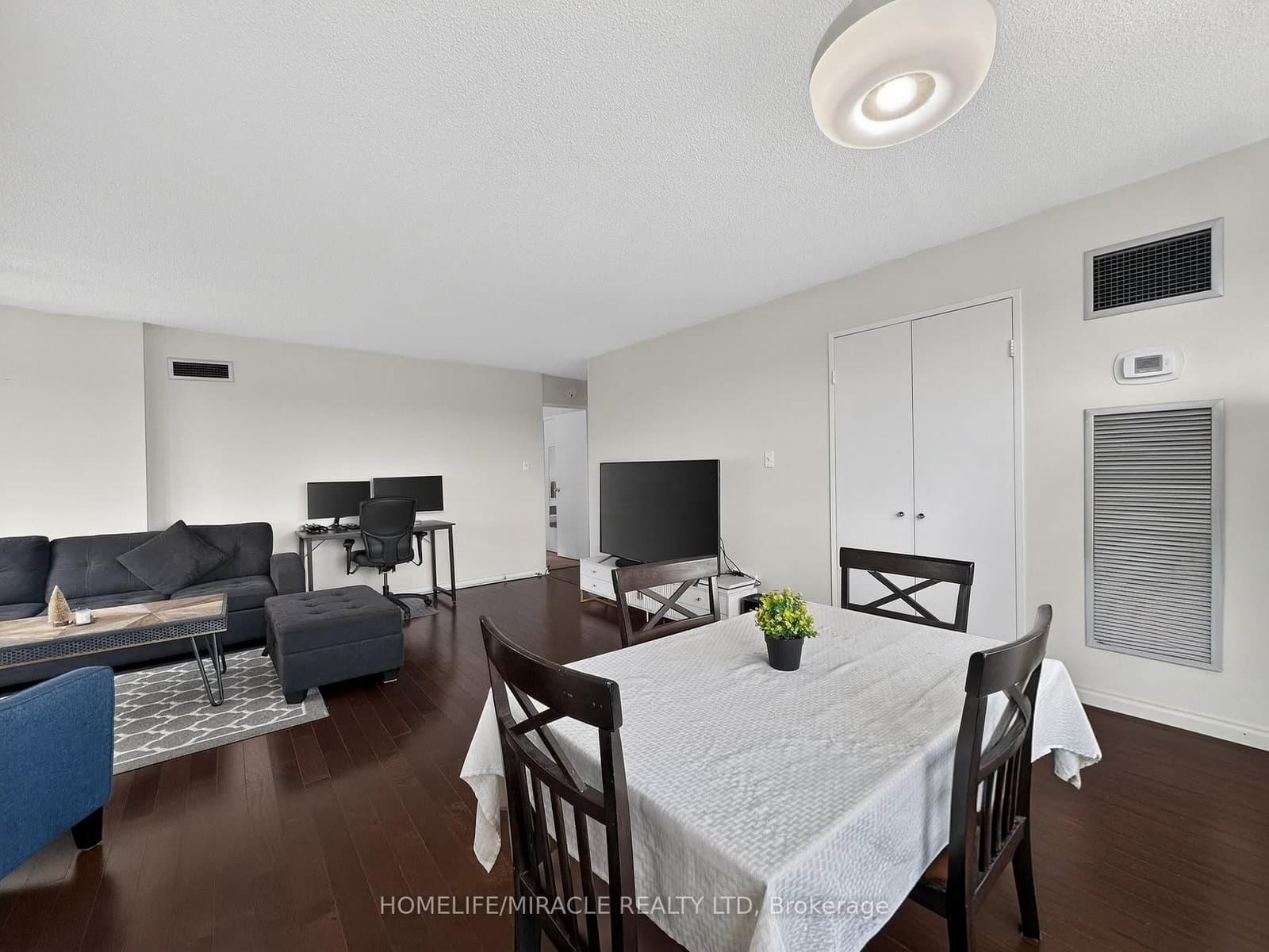 1580 Mississauga valley Boulevard, Unit 412 thumbnail 18