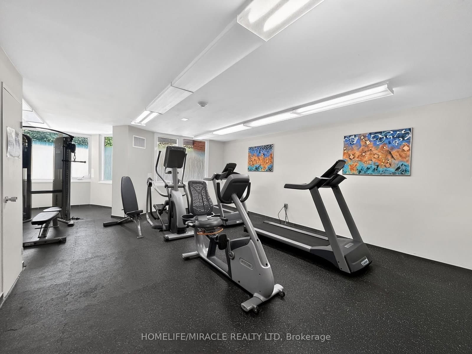 1580 Mississauga valley Boulevard, Unit 412 thumbnail 4