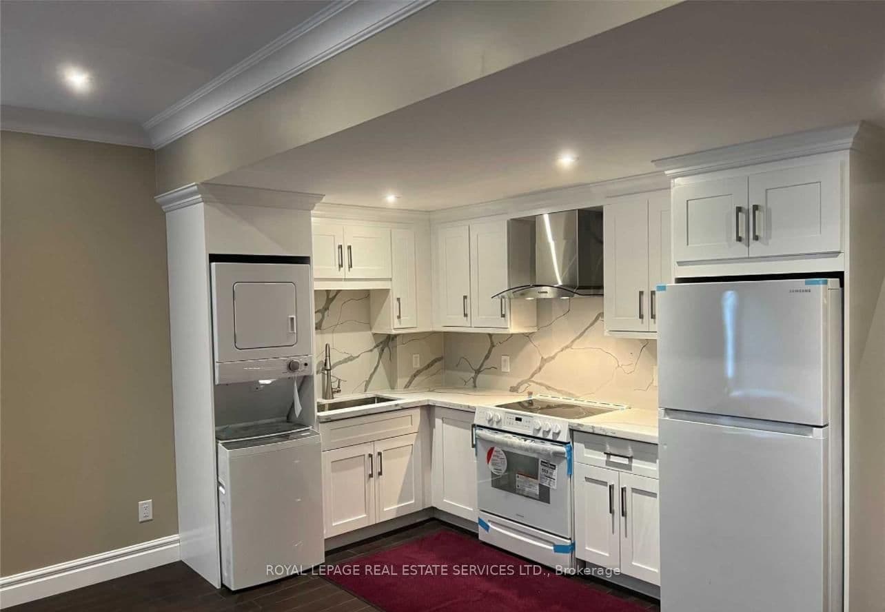 45 Ontario Court S, Unit Lower thumbnail 8