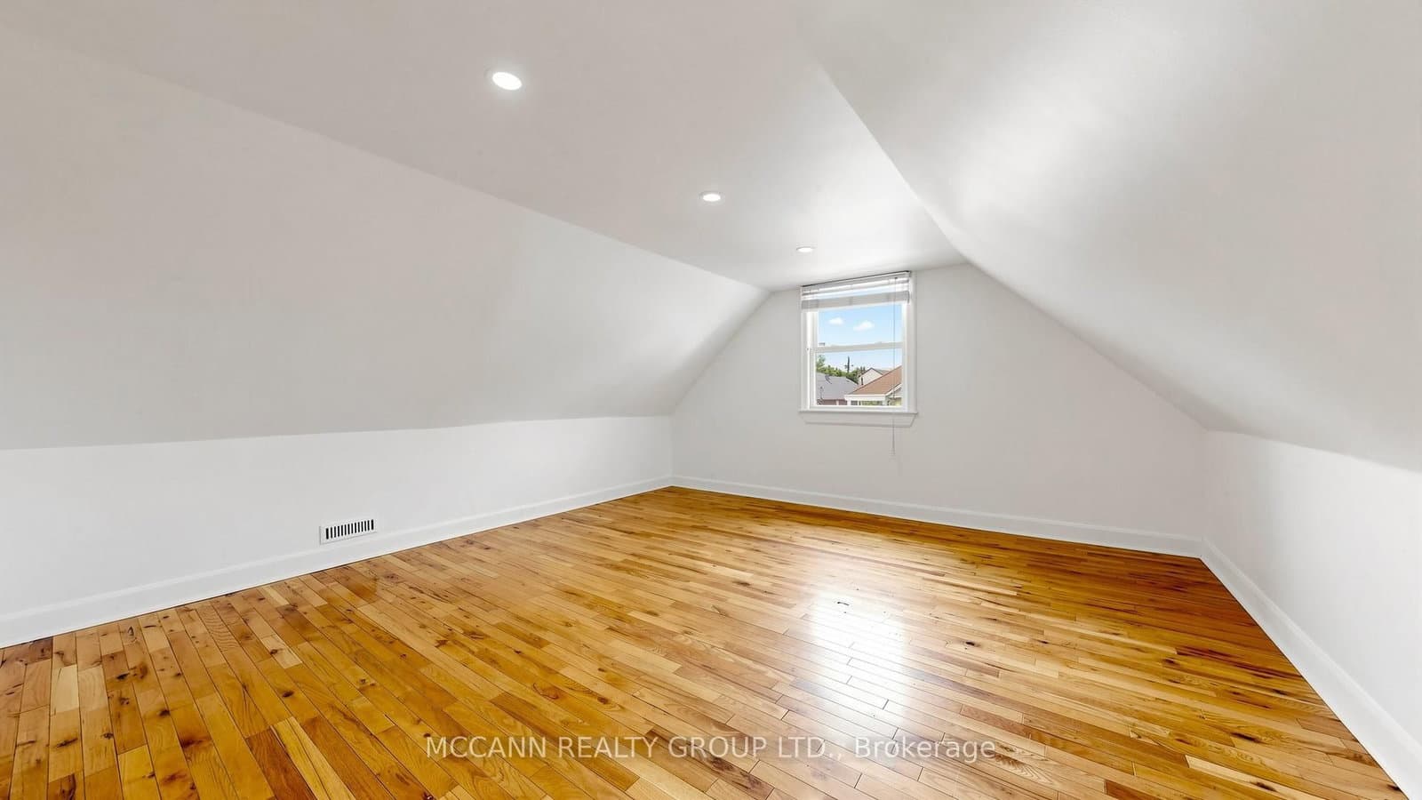 384 Whitmore Avenue thumbnail 18