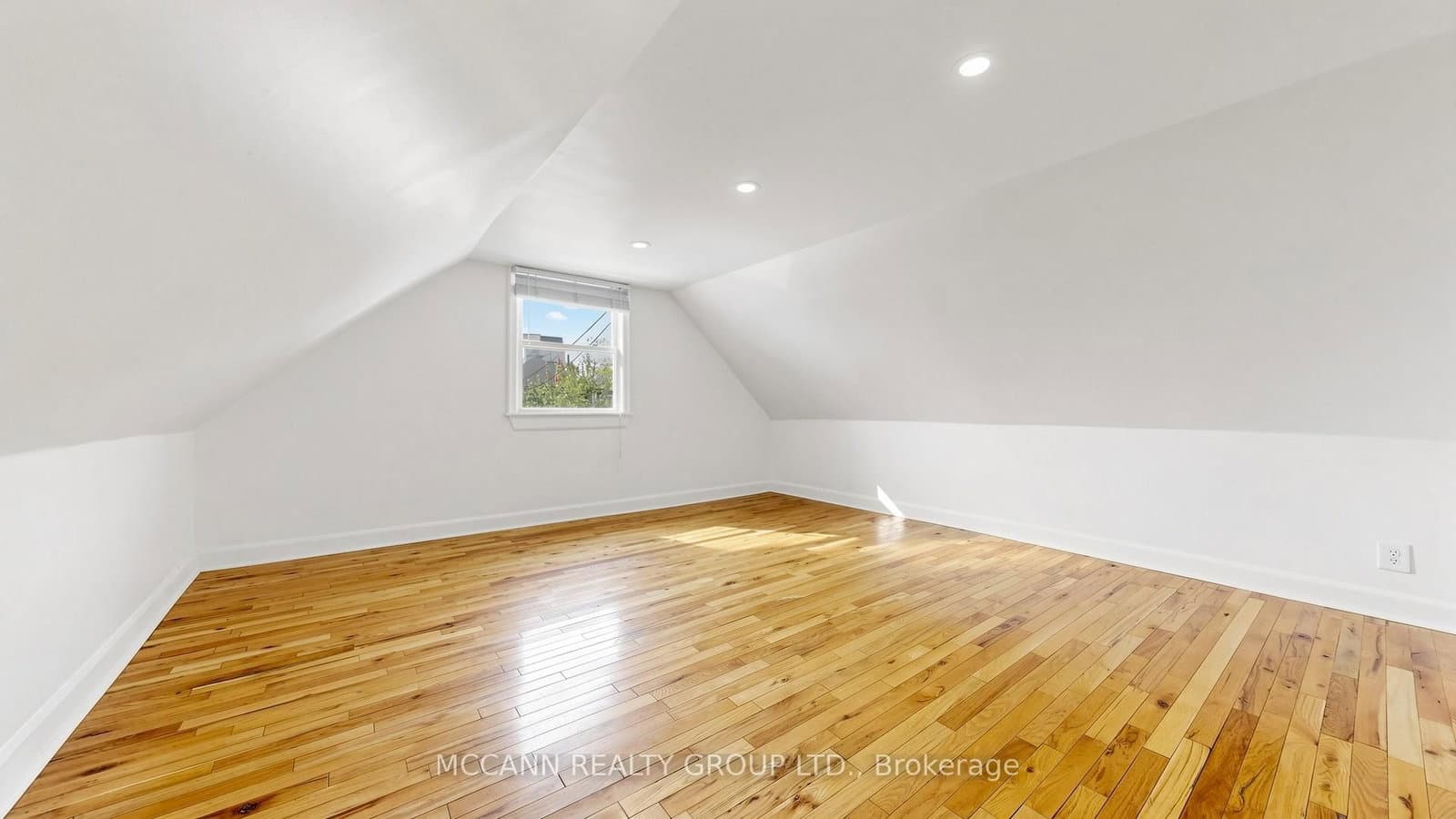 384 Whitmore Avenue thumbnail 19